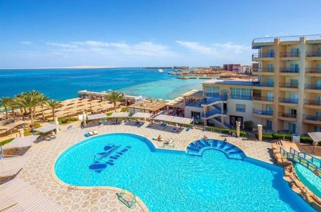Sphinx Aqua Park Beach
