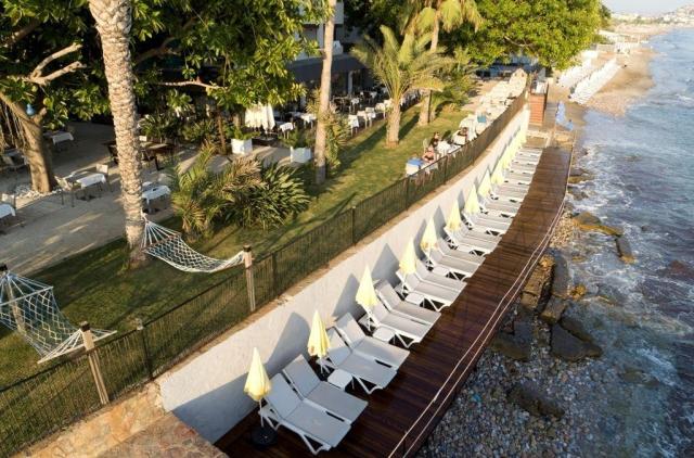 Floria Beach