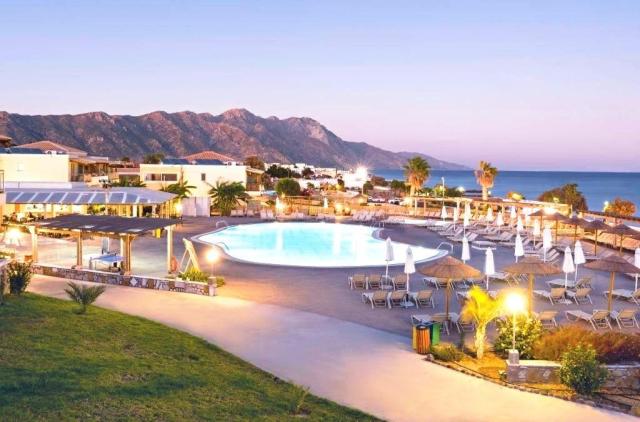 Grand Blue Beach