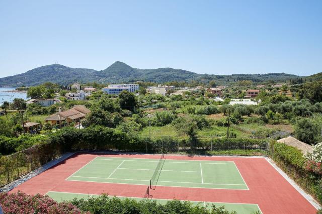 Delfinia
