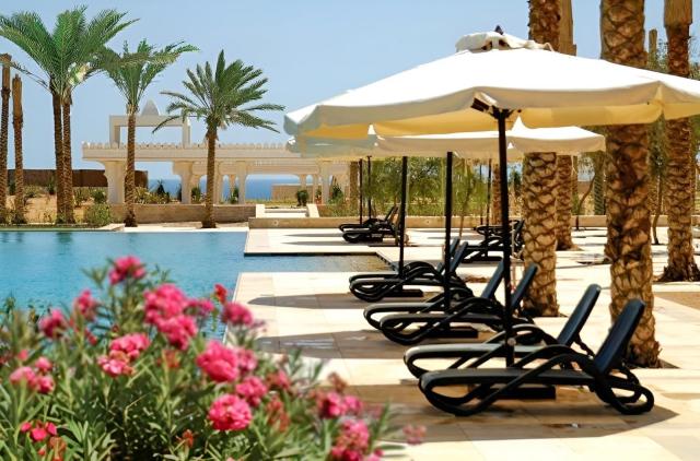 Reef Oasis Blue Bay Resort
