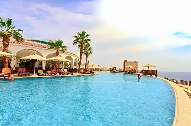 Reef Oasis Blue Bay Resort