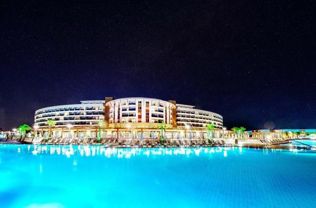 Aquasis De Luxe Resort & Spa