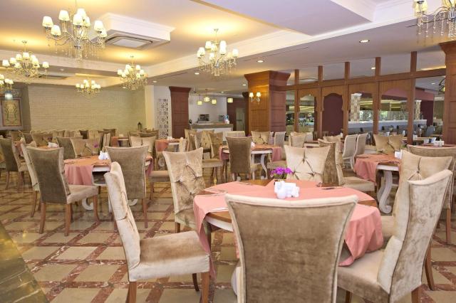 Side Star Resort