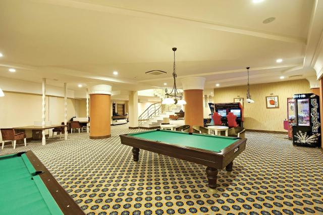 Side Star Resort