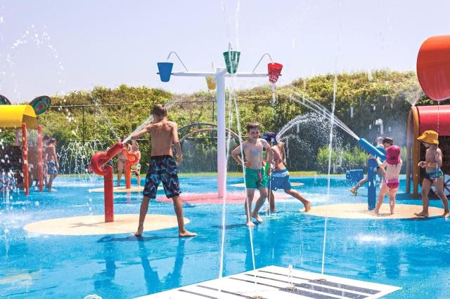 Side Star Resort