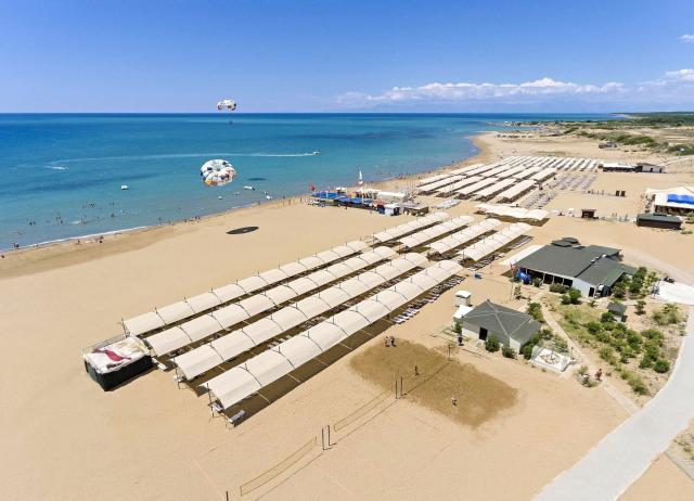 Side Star Resort