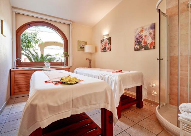 Tanka Village Golf & Spa