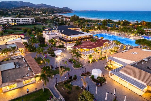Tanka Village Golf & Spa