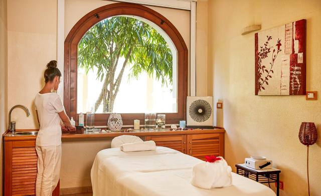 Tanka Village Golf & Spa