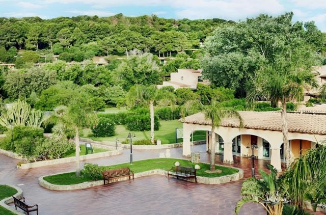 Tanka Village Golf & Spa