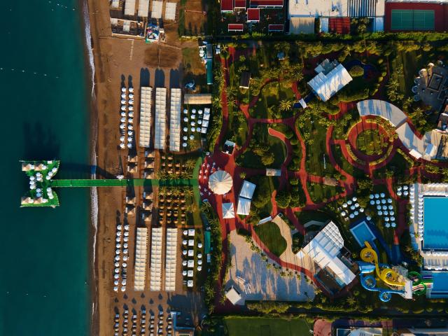 Miracle Resort