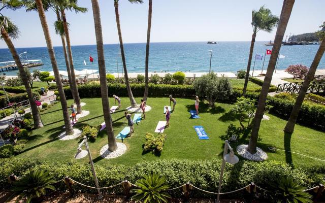 Fame Residence Kemer