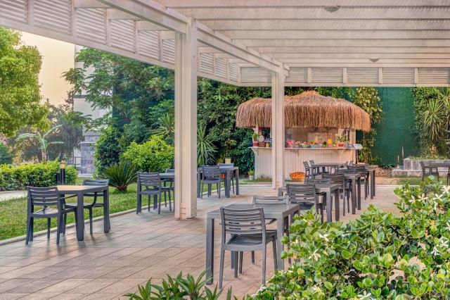 Seaden Valentine Resort