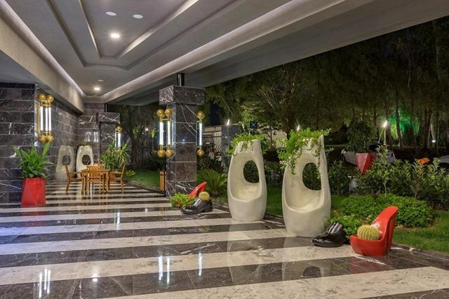 Seaden Valentine Resort