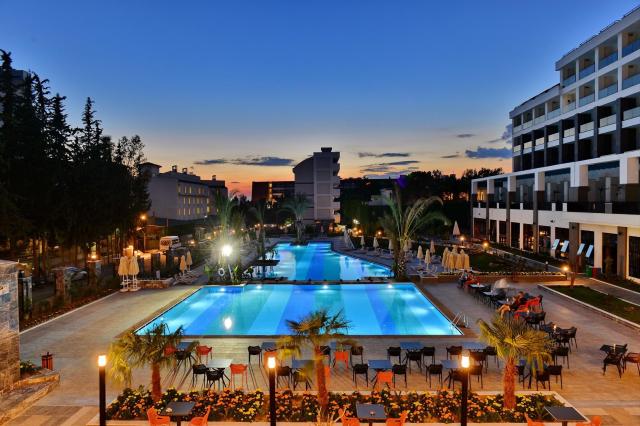 Seaden Valentine Resort