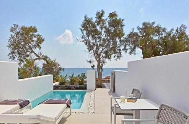 Costa Grand Resort & Spa