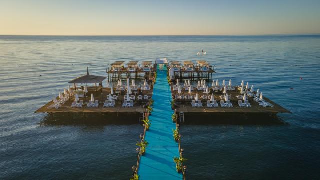 Emelda Sun Club