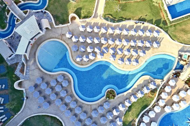 Atlantica Caldera Palace
