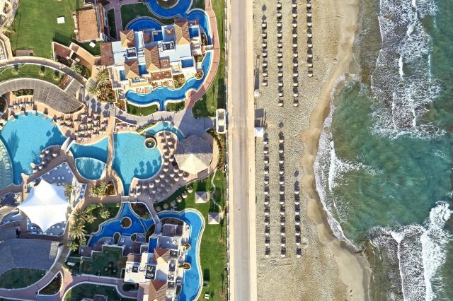 Atlantica Caldera Palace