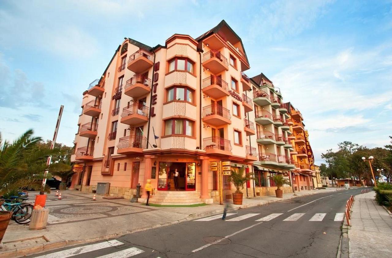 Saint George Hotel & Spa