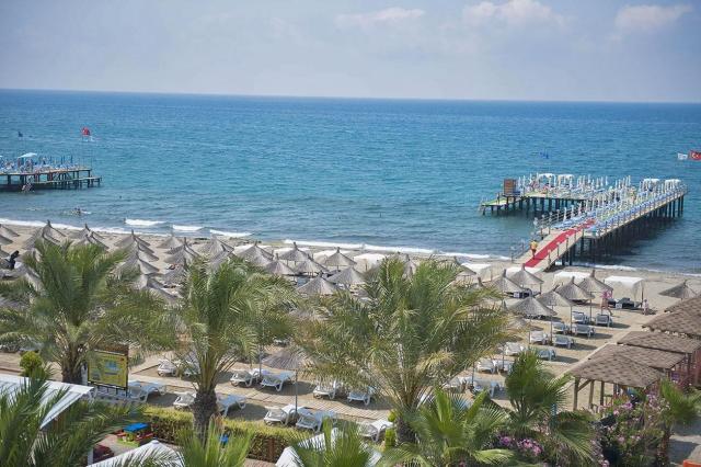 Quattro Beach Spa & Resort