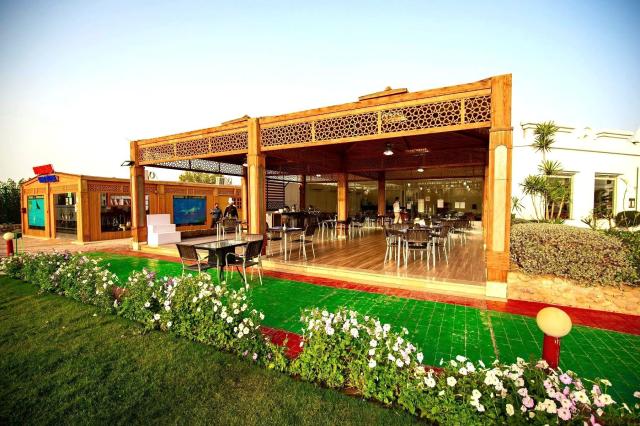 Old Vic Resort