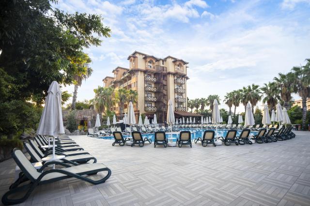 Villa Side Hotel