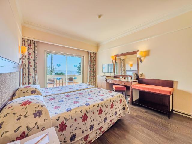 Melas Holiday Village