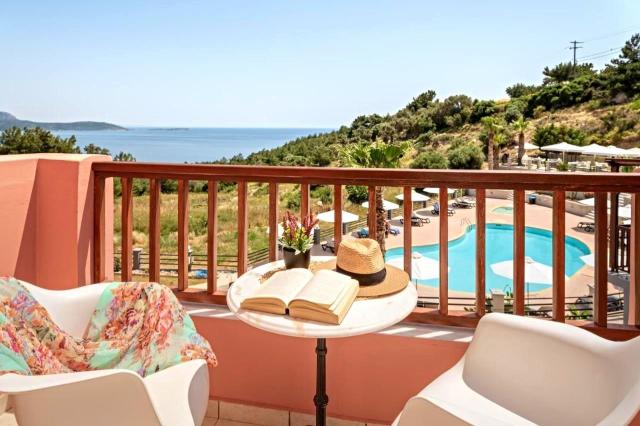 Naftilos Boutique