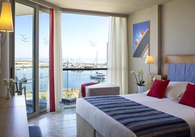 Kyma Suites Beach