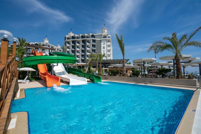 Aria Resort & Spa