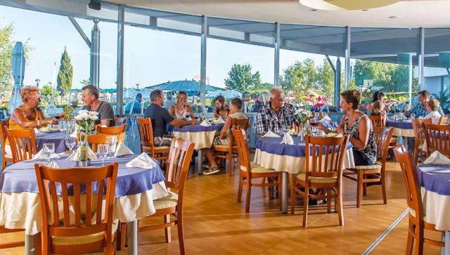 Sentido Neptun Beach