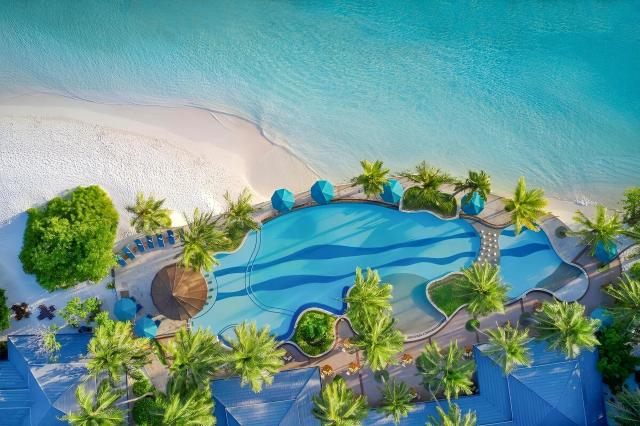 Royal Island Resort & Spa
