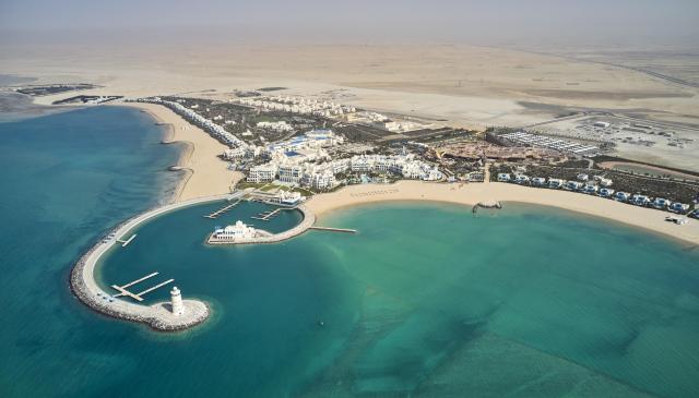 Hilton Salwa Beach Resort & Villas