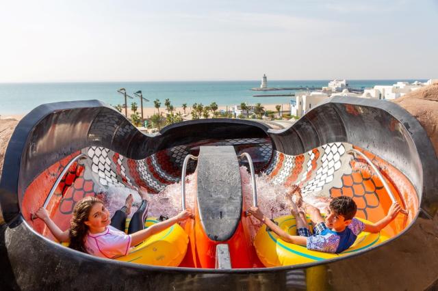 Hilton Salwa Beach Resort & Villas