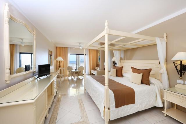 Luxury Bahia Principe Akumal