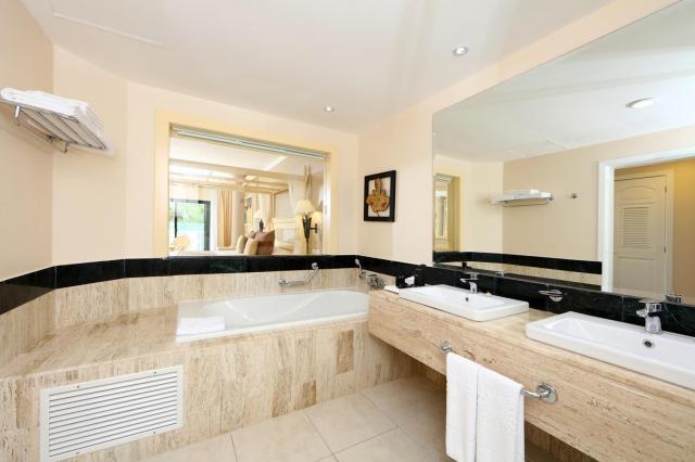 Luxury Bahia Principe Akumal