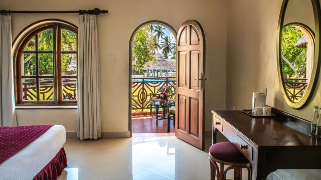 Neptune Paradise Beach Resort & Spa
