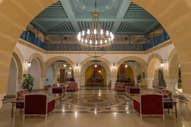Regency Hotel & Spa