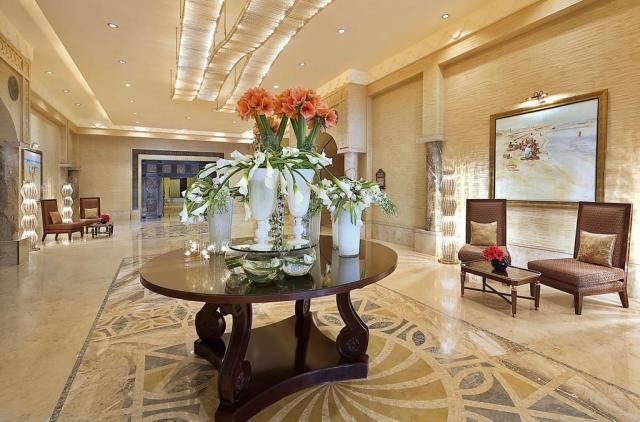 Sharq Village & Spa, a Ritz-Carlton