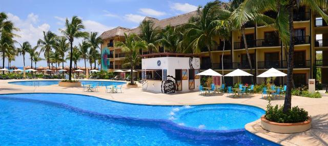 Catalonia Yucatan Beach