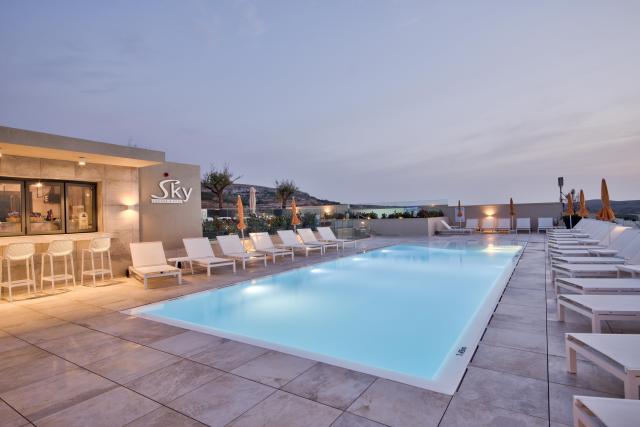 Luna Holiday complex