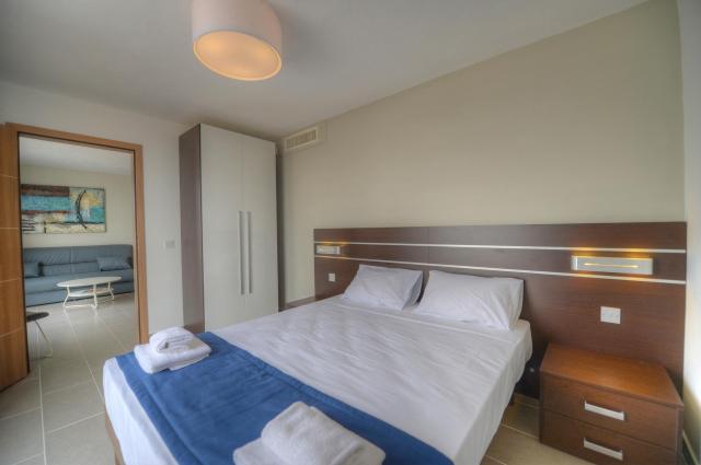 Luna Holiday complex