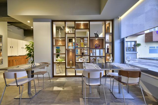 Luna Holiday complex