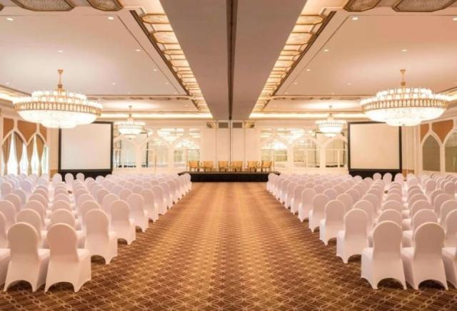 Sheraton Abu Dhabi Hotel & Resort