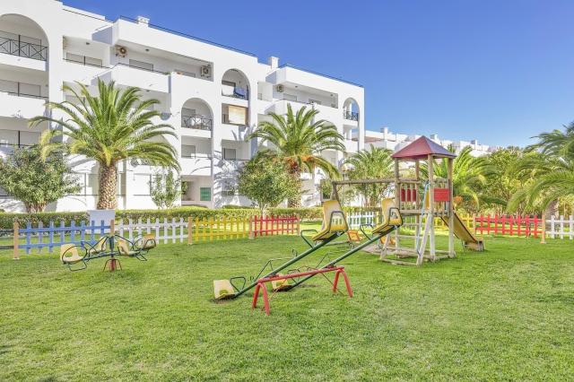 Ukino Terrace Algarve Concept