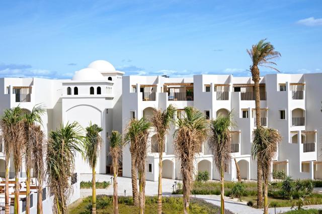 Serry Beach Resort