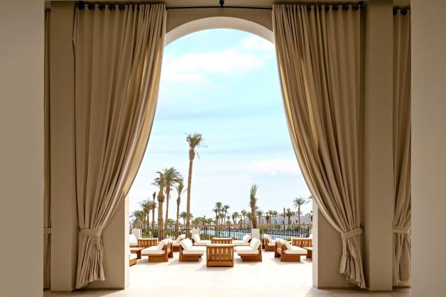 Serry Beach Resort
