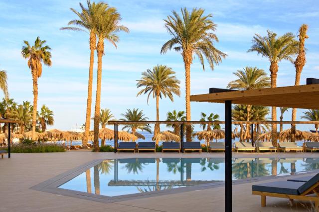 Serry Beach Resort
